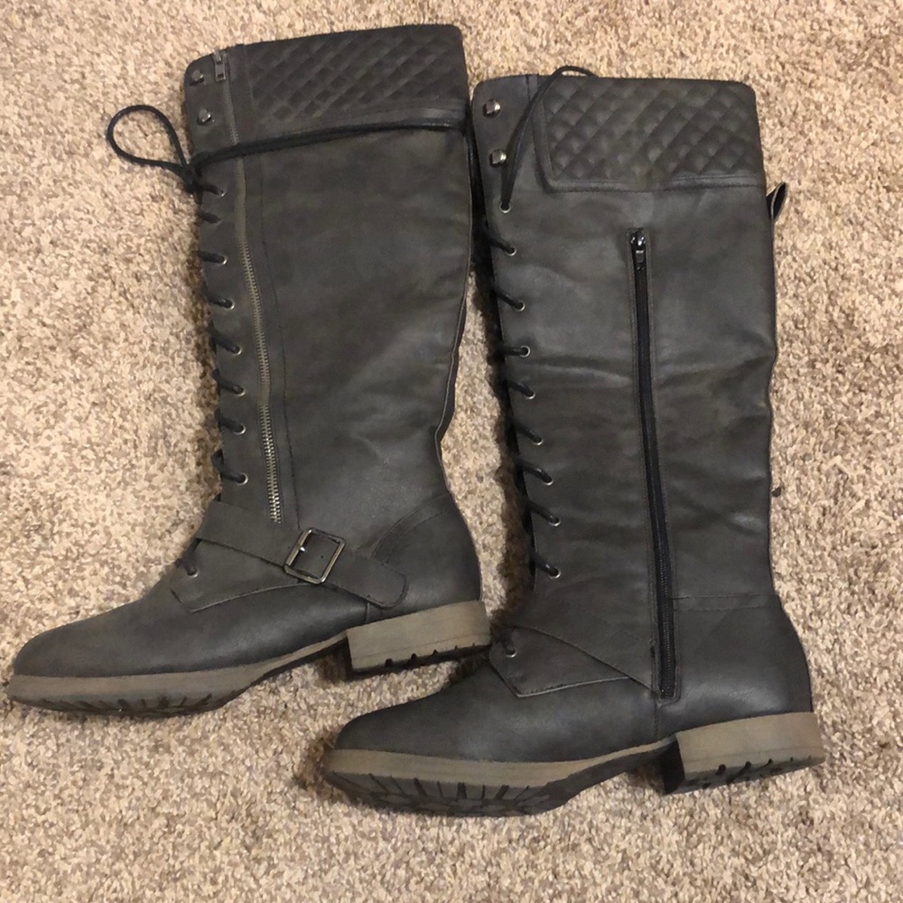 Dark brown lace up boots